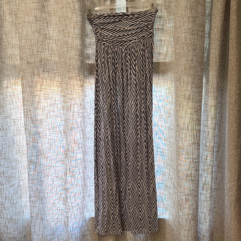 Geometric Strapless Maxi Dress
